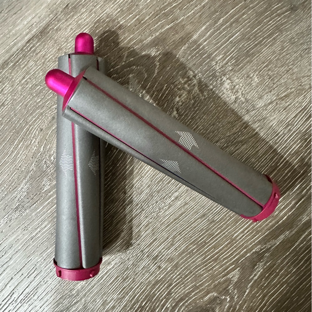 Dyson Airwrap 1.6" (40mm) LONG Barrel - Picture 2 of 5